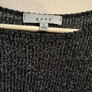Gaze Long Sleeve Knit Cropped Top